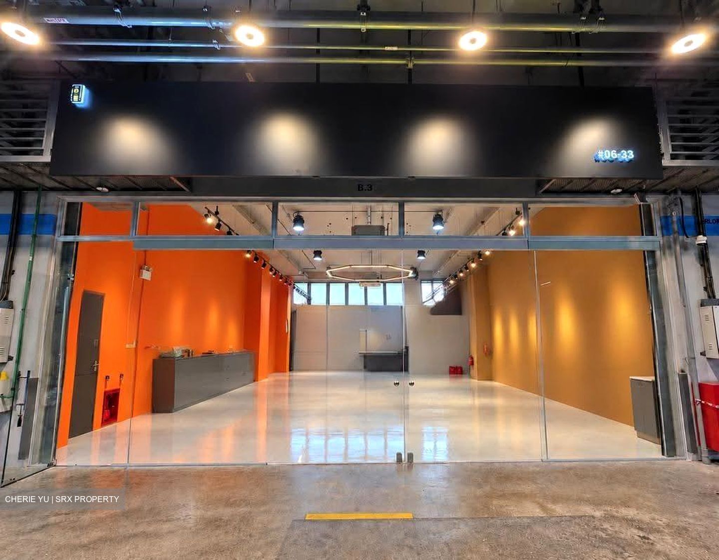 Carros Centre (D25), Factory #632380591